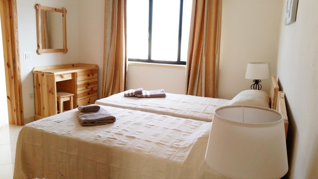 Tal-Marga B&B Qala Εξωτερικό φωτογραφία