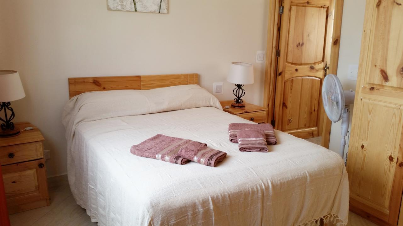 Tal-Marga B&B Qala Εξωτερικό φωτογραφία